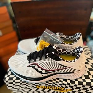 Saucony Guide 14 Reverie Noir Running Shoes Mens Size 10